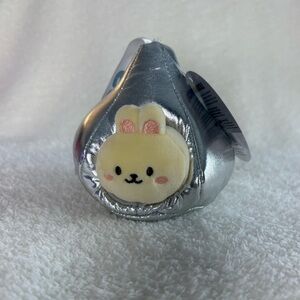 🌻 Bunny Plushie - Silver Hershey Kids